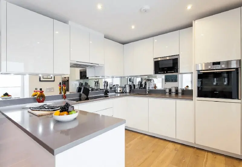 Thiết kế tủ bếp chữ U